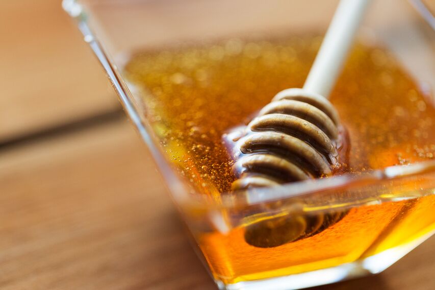 Honey for treating prostatitis at home